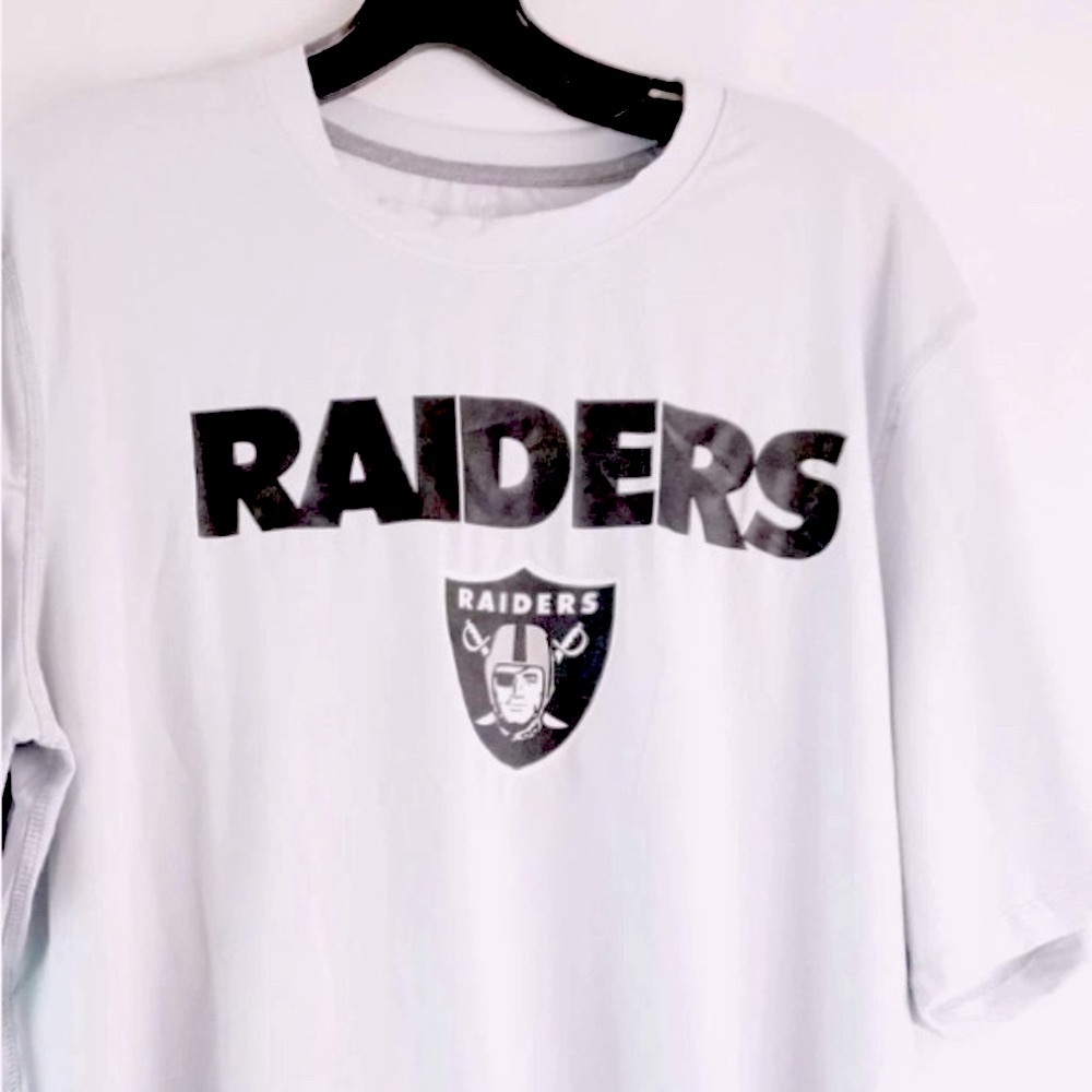 NWT [Outerstuff] Las Vegas Raiders NFL Performance Gray T-Shirt Men’s Sz Large - Picture 3 of 8